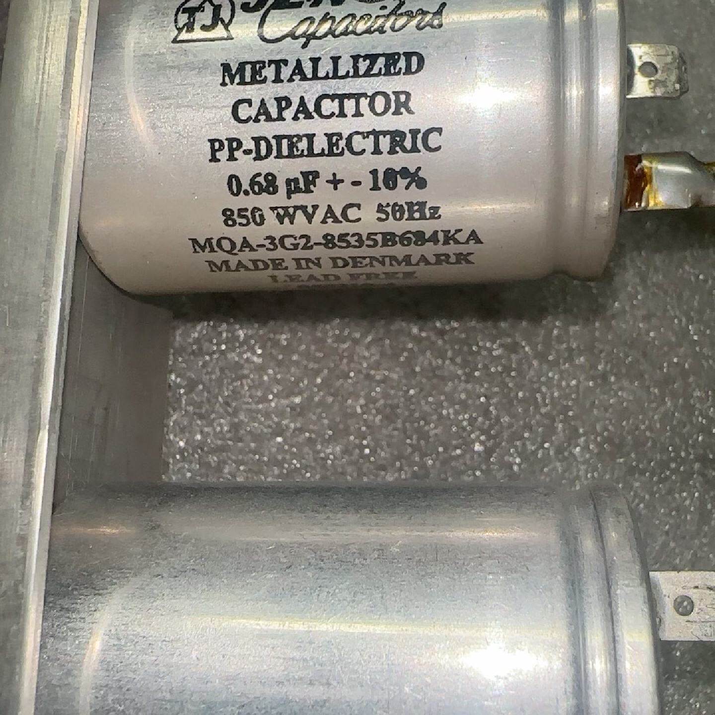 拆机 Jensen丹麦战神油浸高压电容，0.68UF 850--议价商品