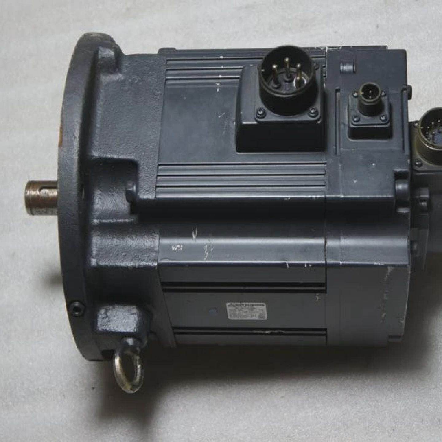 Used MITSUBISHI HCSFS352BG1 AC SERVO MOTOR 3.5kW