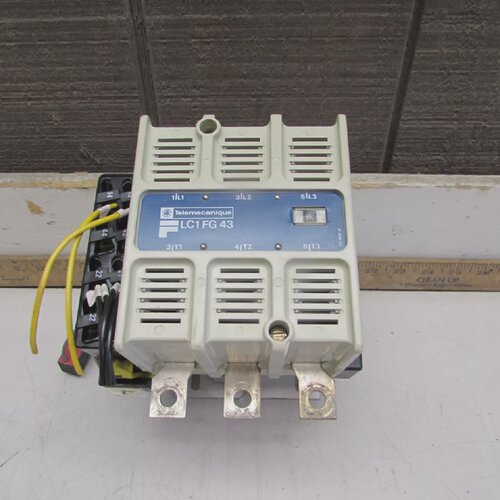 TELEMECANIQUE LC1FG43 3P 200A 115120VCOIL150HP 600V CONTACTO
