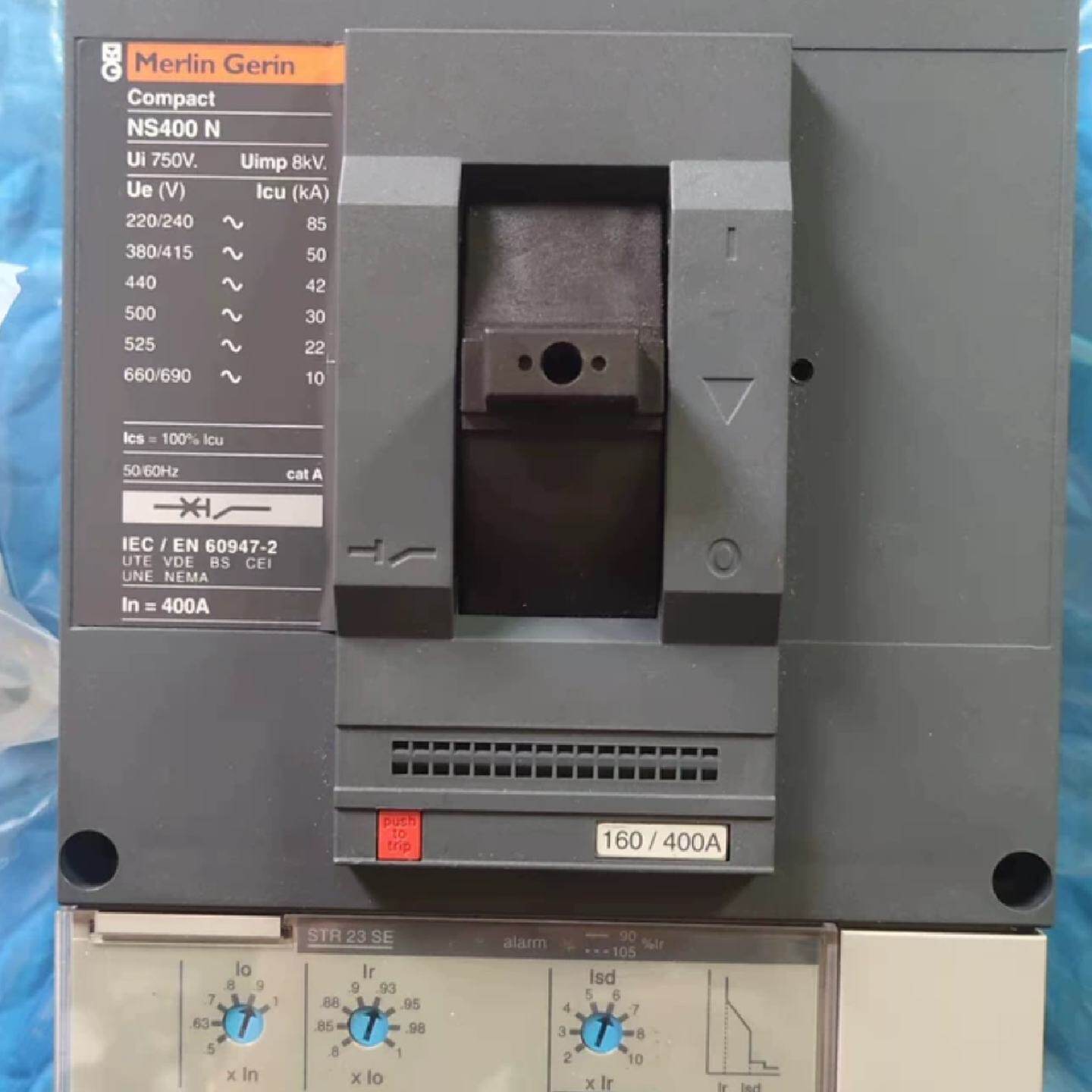议价库存原装正品MerlinGerin梅兰日兰空开NS400N 3P固定式 320A