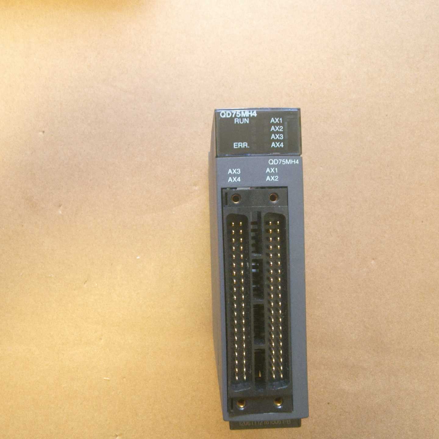 三菱PLC定位模块QD75MH4，日本原装制造，型号QD75--议价商品