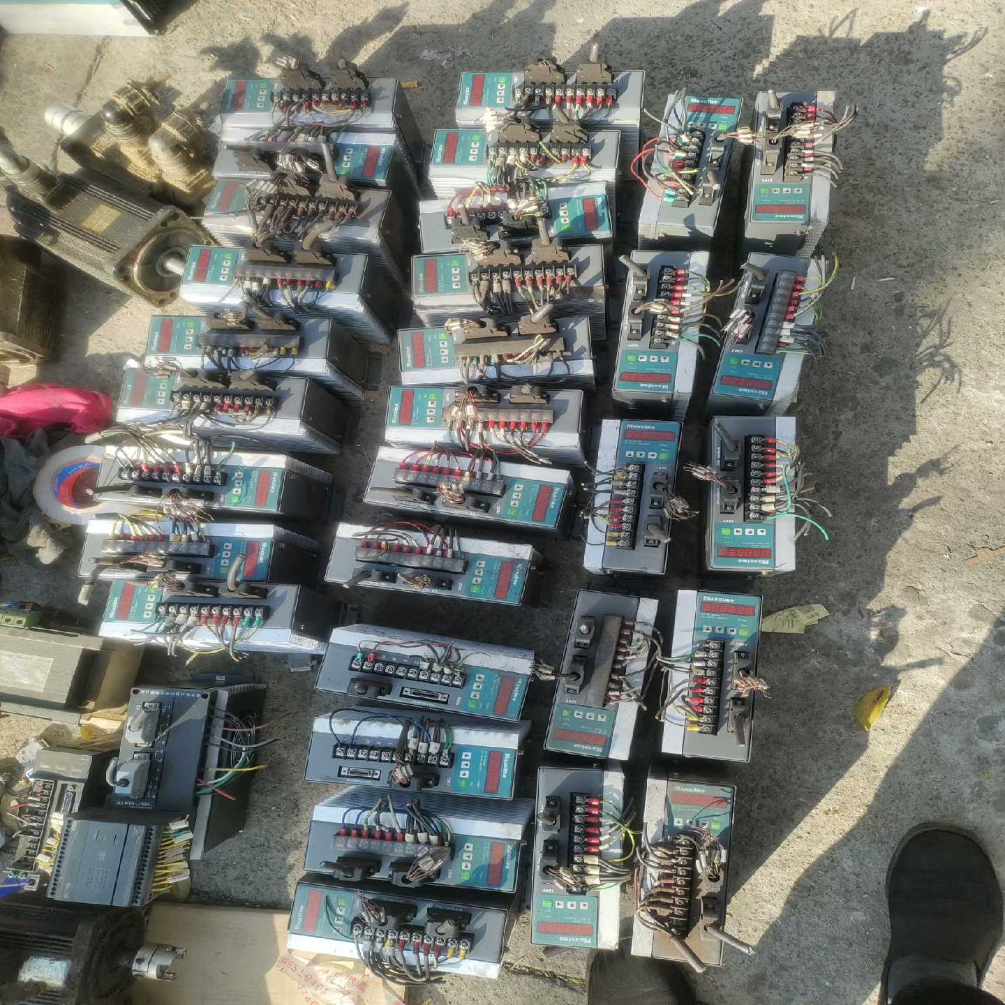 迈信伺服驱动器，EP100B-3A，剪线拆机，成色不错，测试--议价商