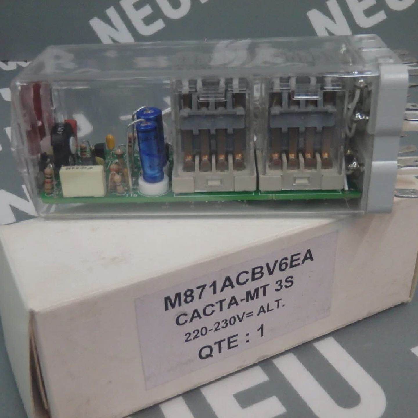 CACTAMT3S220230VALT  MTI  M871ACBV6EA 3S 220230V Relais temp - 实物图