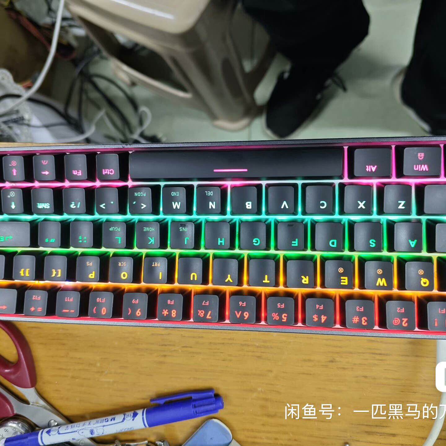 机械键盘，型号K902，红轴，支持有线，带Type-C接口，--议价商品