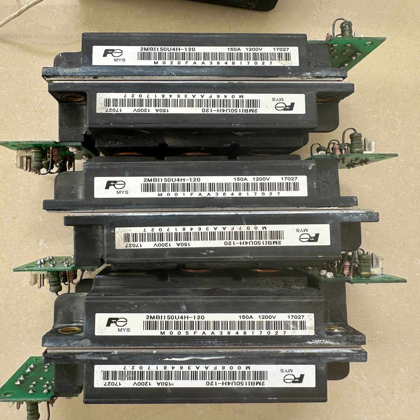 2MBI150U4-120 富士150安IGBT模块~询价