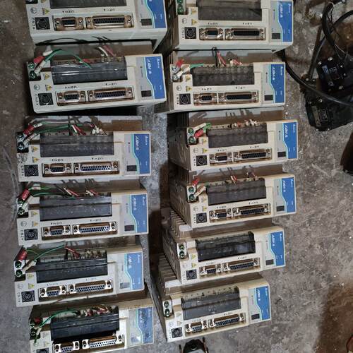 溢价-台达750W伺服套装驱动器ASDB0721A电机E