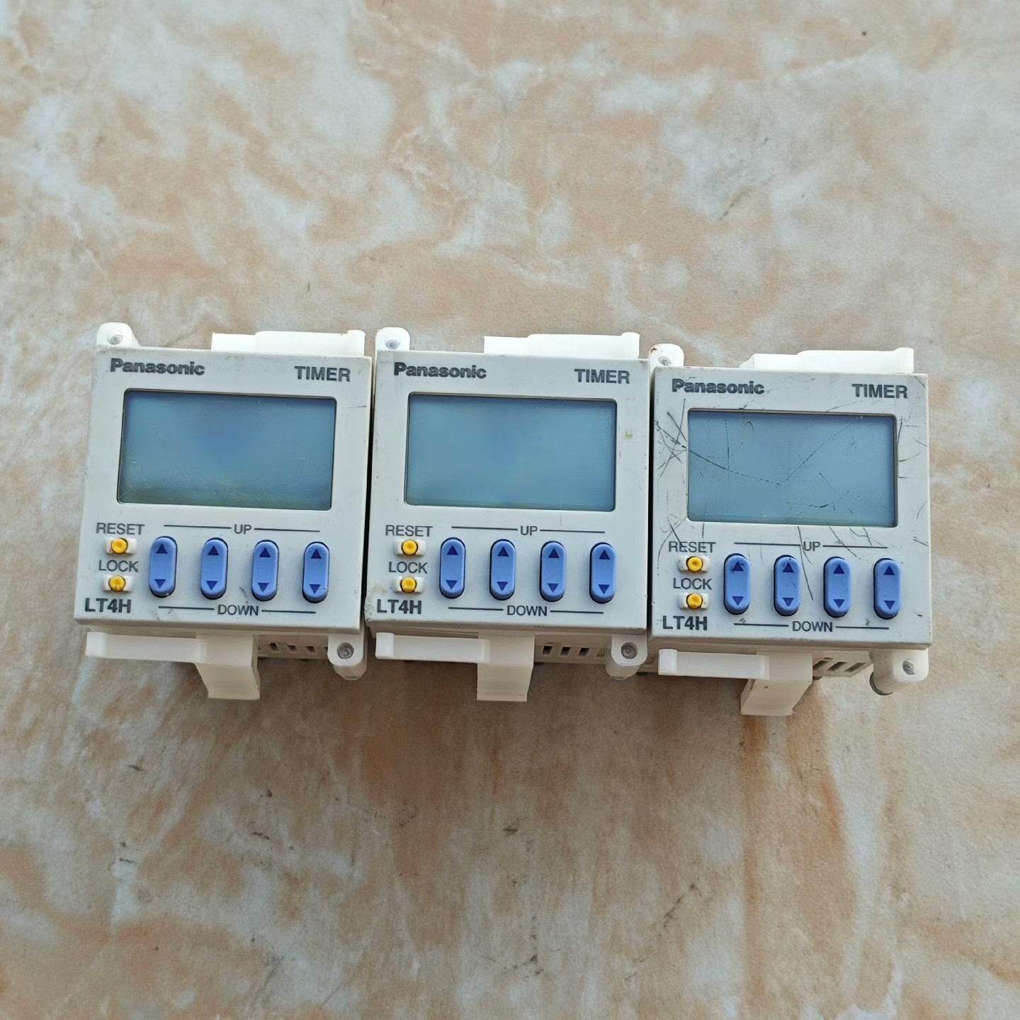 松下计数器ATL1131LT4HL8DC24V议价