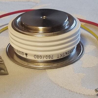 Thyristor Module Semikron   SKT76008D  V.rsm  900V   I.tav