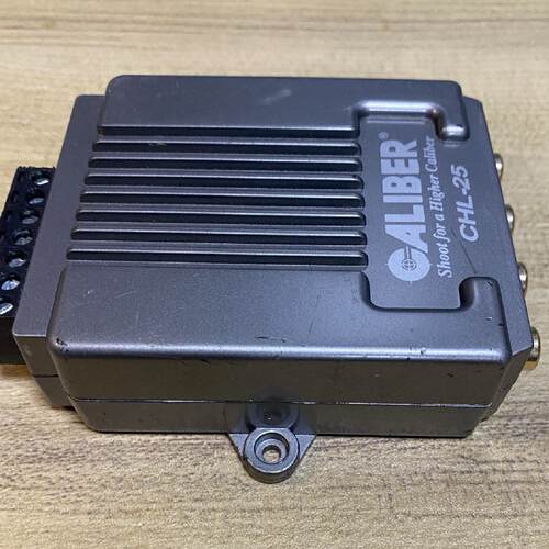 嘉利堡CALIBER CHL-25高转低音频转换器，两进四出--议价商品