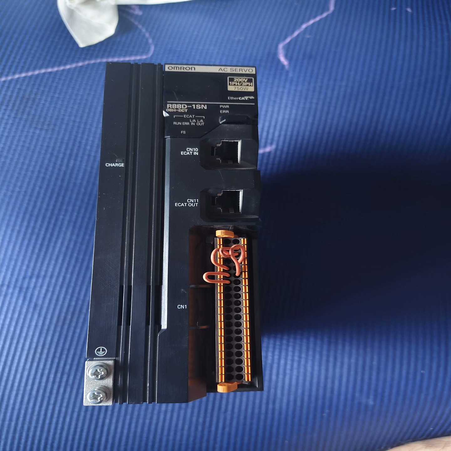 询价欧姆龙伺服驱动器R88D-1SN08H-ECT750W全新