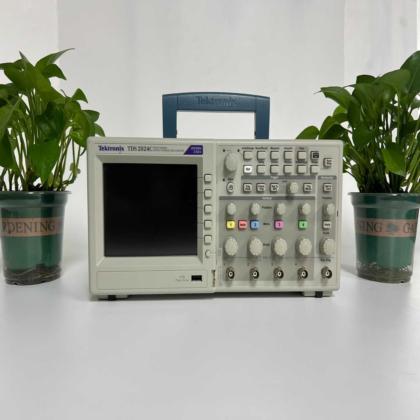泰克TDS2024C示波器，200MHz四通道，2GS/s采-议价