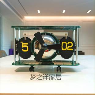 创意妙刻德国飞机翻页钟简约家居复古座钟战斗机螺旋桨模型装 饰