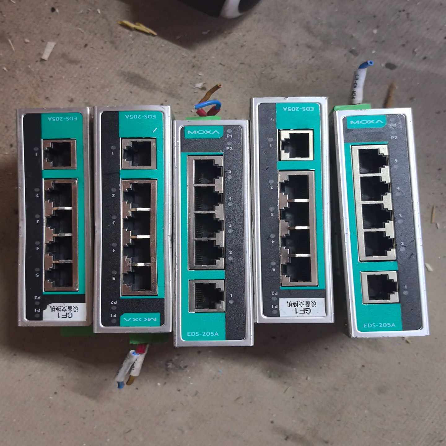 MOXA工业交换机EDS205A