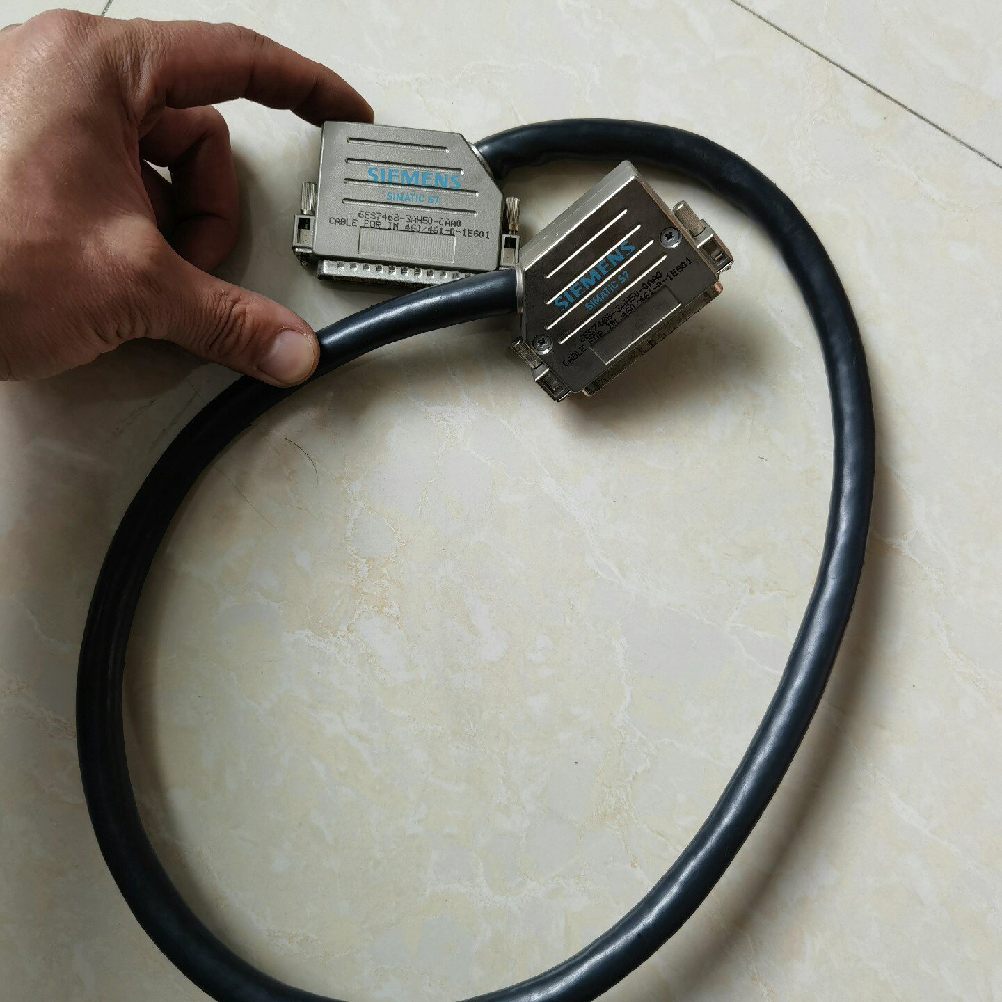 6ES74683AH50拆机二手西门子plc模块通讯线缆