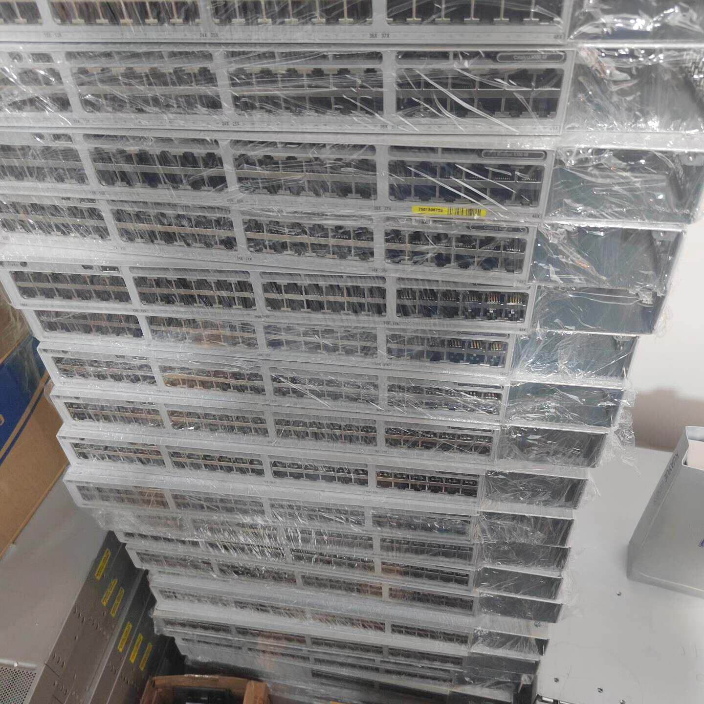 C9300L-48P-4G-A,原装二手到几台,测试完好,需--议价商品