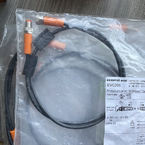 议价全新原装iFM易福门连接控制线EVC266，EVC077现货当天发
