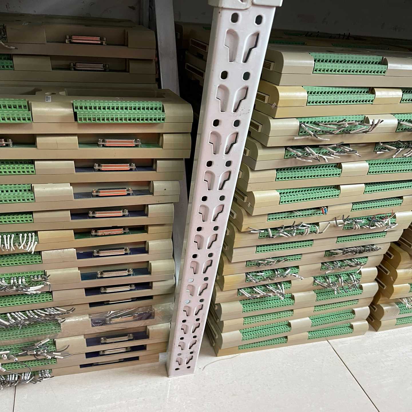 南京科远底座BM122BM122-SBM122-DO16询价