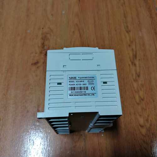 咨询-信捷PLCXC3-24R-E，功能正常，成色为实图