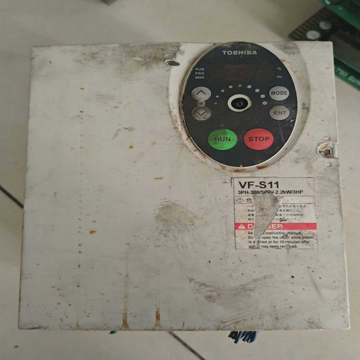 东芝变频器VFS11-议价