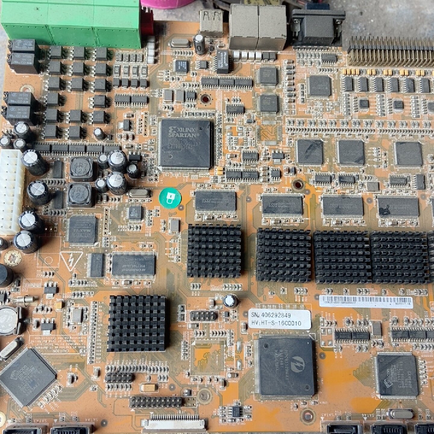 海康威视硬盘录像机主板XILINX芯片带SATA硬盘接口