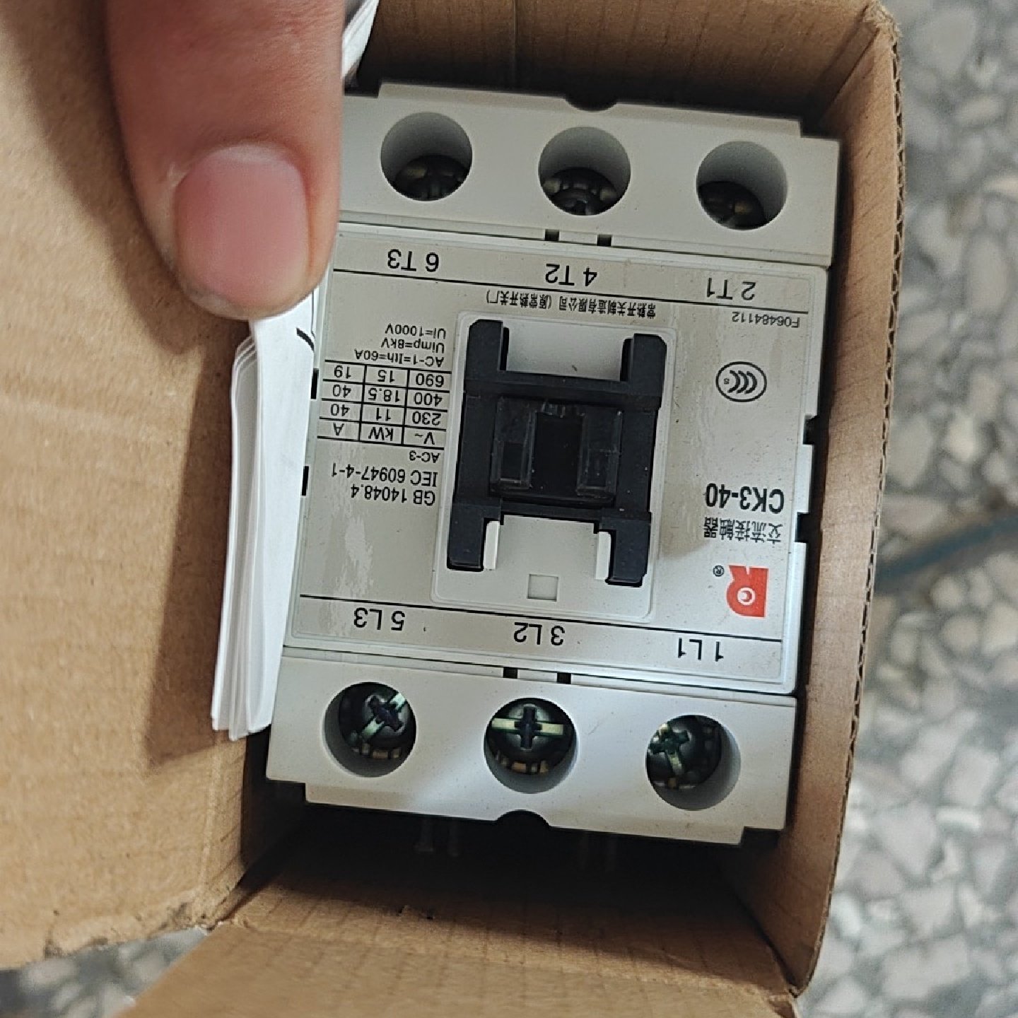 常熟交流接触器CK340全新带包装有4个单价有两个C