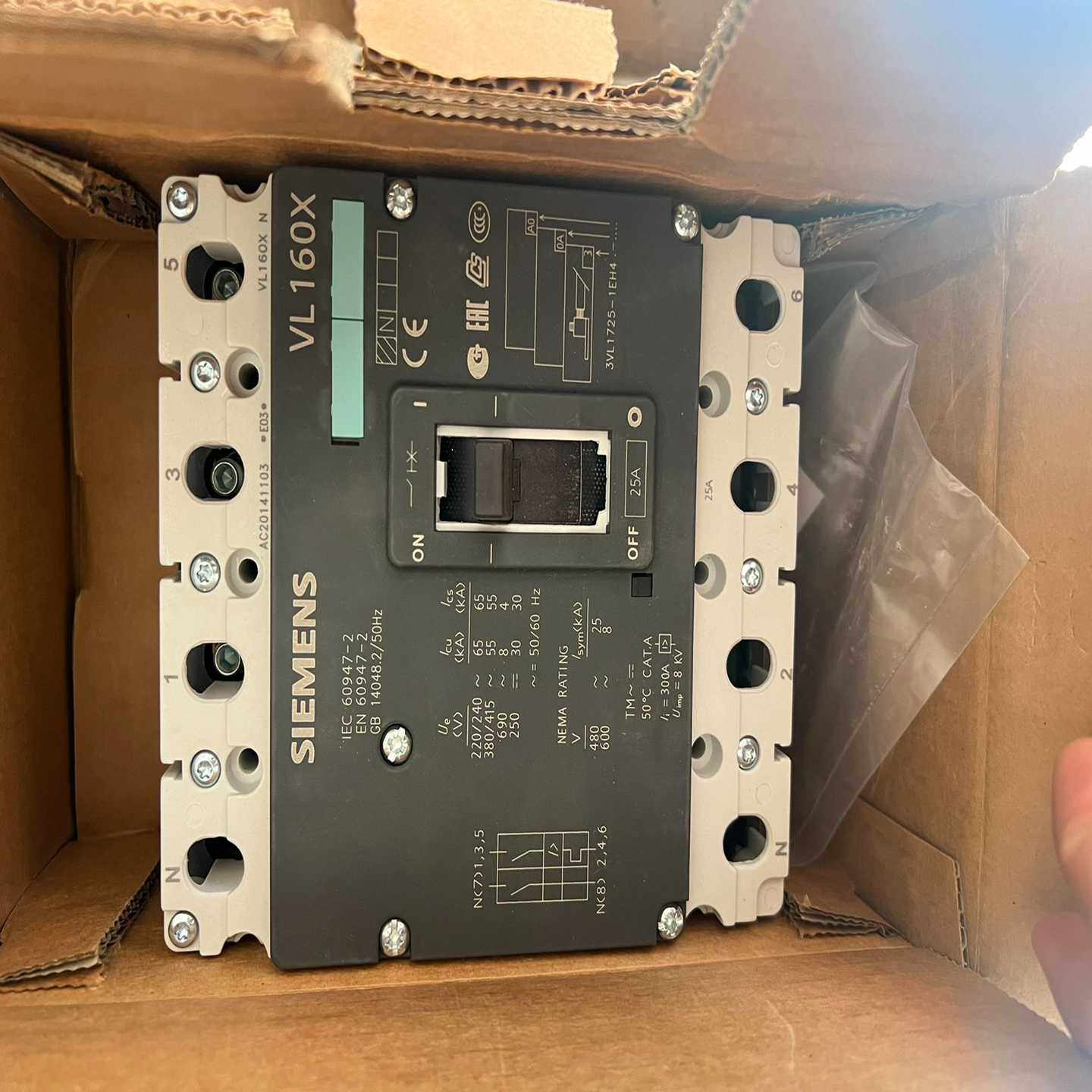 【议价】断路器3VL1725-1EH43-0AA0适用