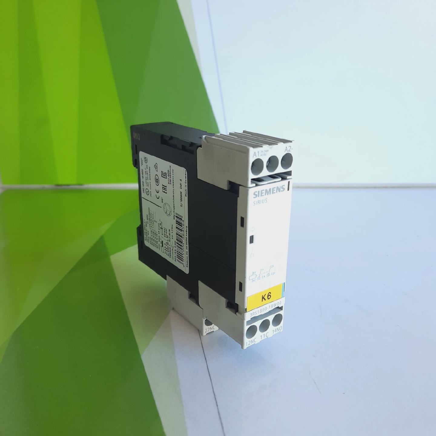 Siemens SIRIUS 3RS18001BW00 Rel di accoppiamento - 实物图
