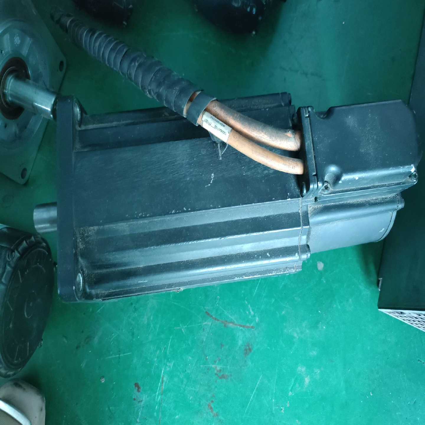 Rexroth力士乐伺服电机MKD090B–035–GG0–【鑫鑫商铺】