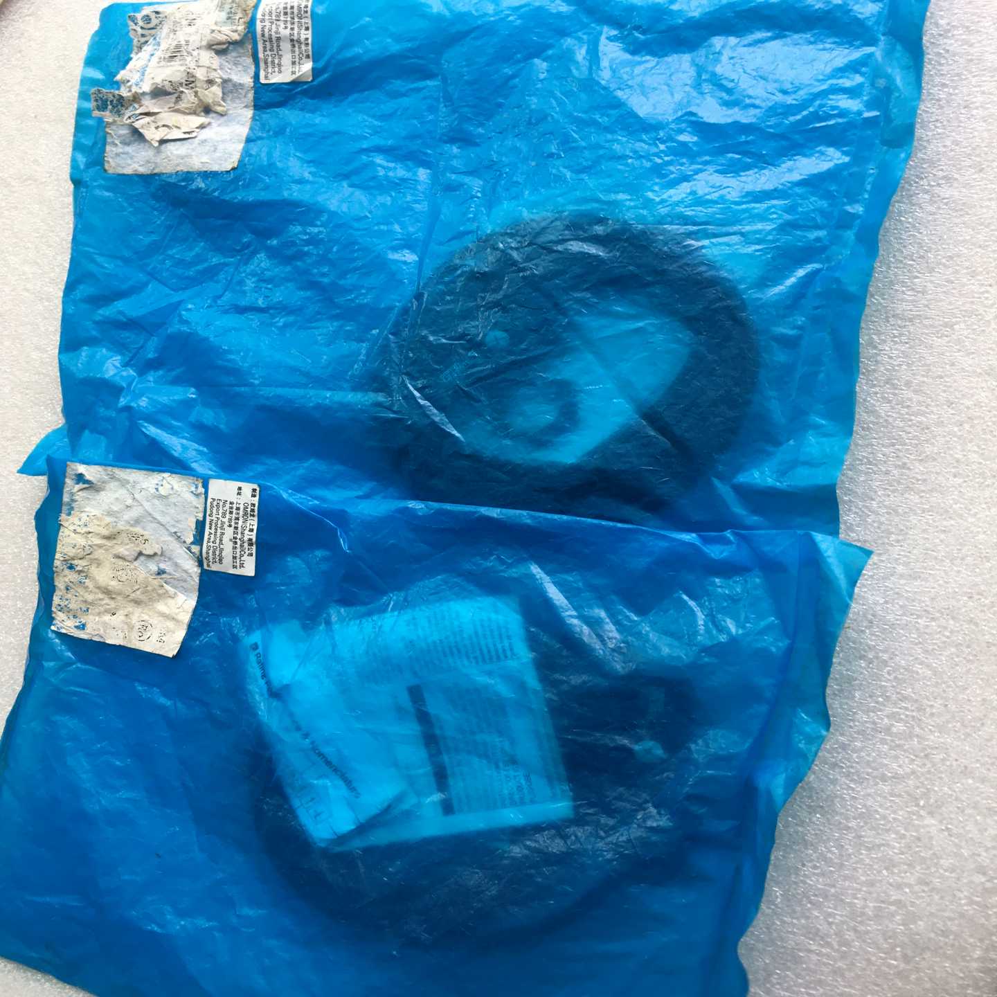 询价全新包装欧姆龙E3FA-RN11/DN11传感器、各一包