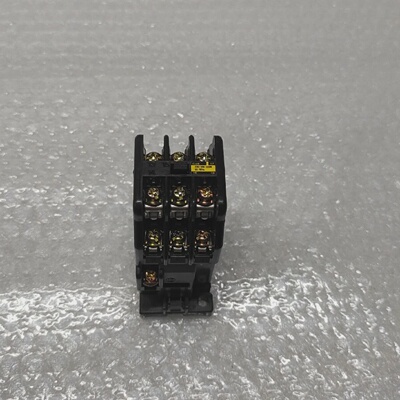 FUJI ELECTRIC SRC502FX 3A3B MAGNETSCHTZ 200220V