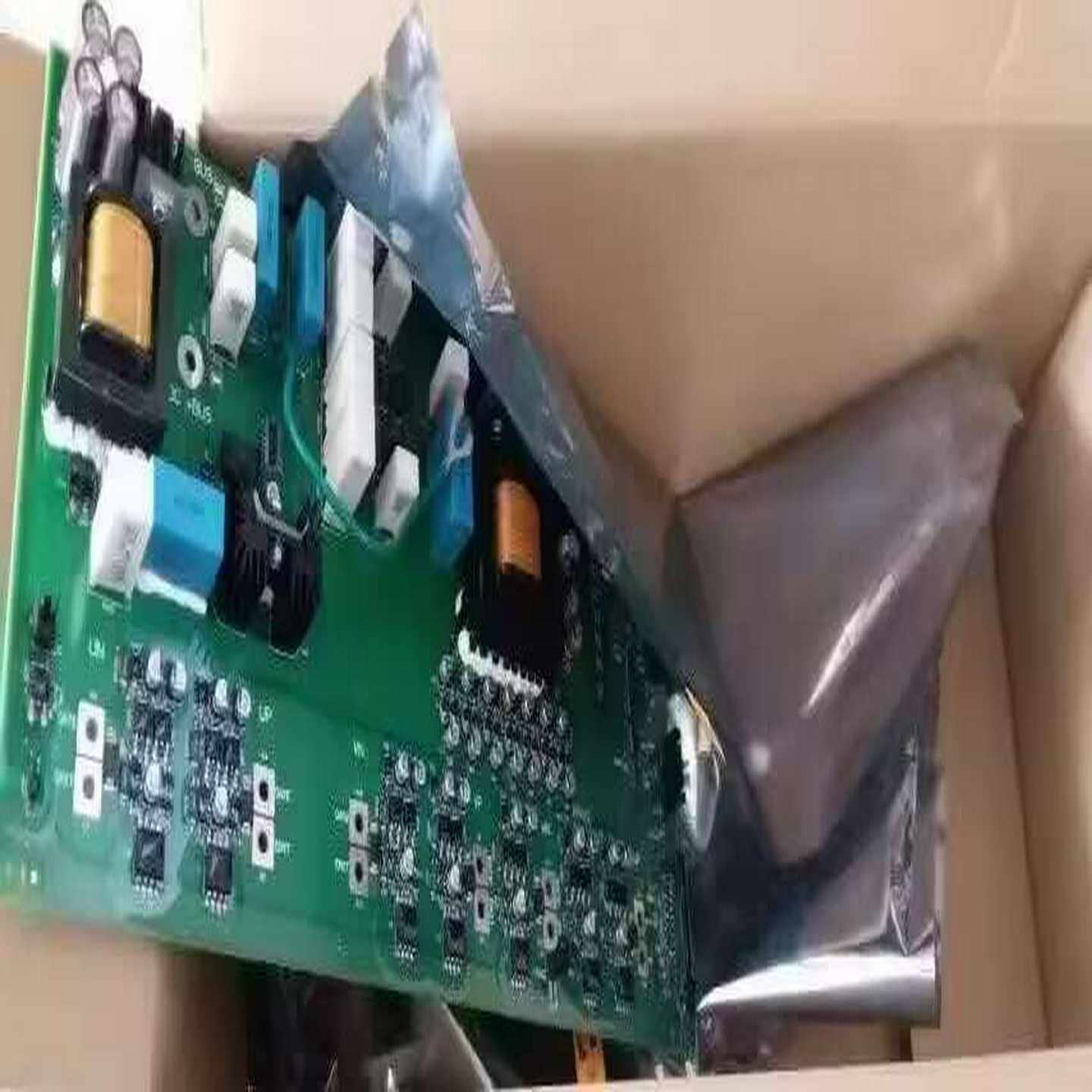 寻..ABSK-R9-PINT1-CF7B议价。