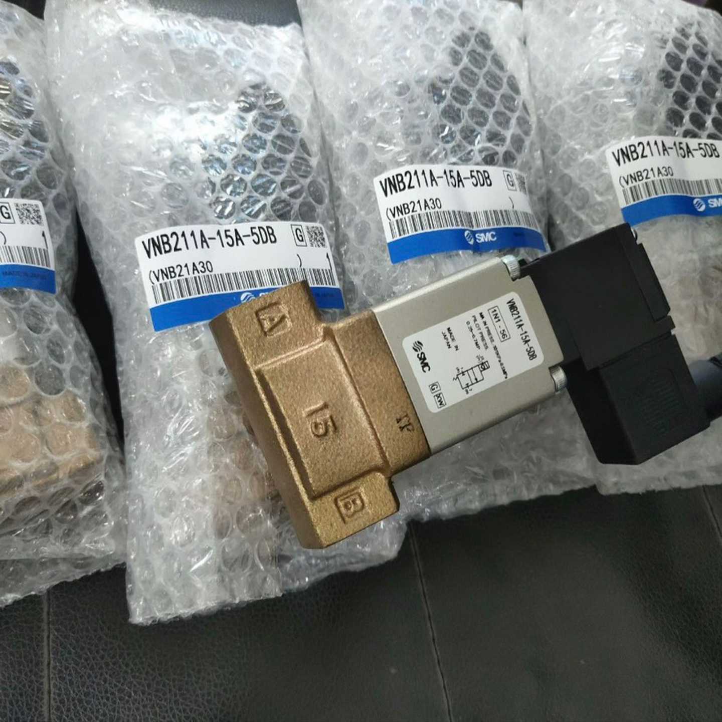 SMC电磁阀,全新带包装,VNB211A-15A-4D/5D--议价商品