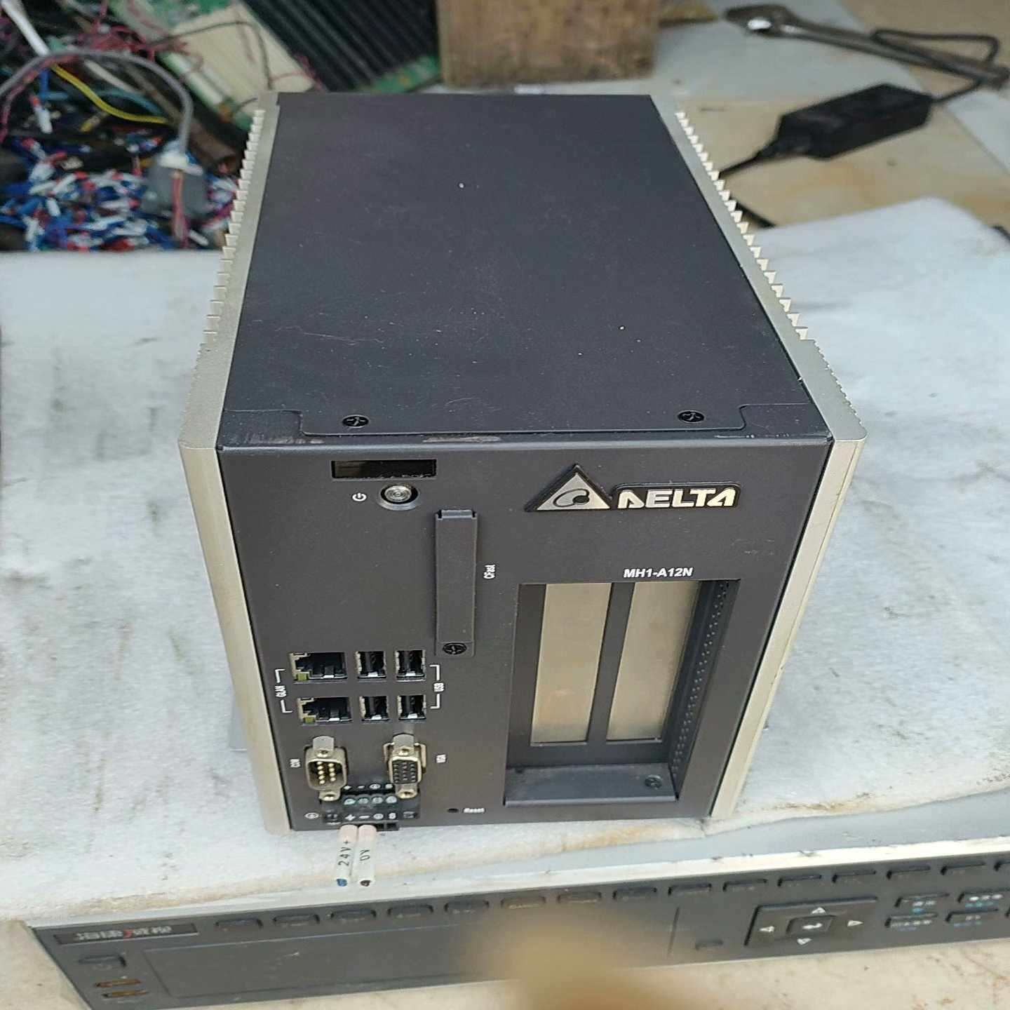 台达工控主机MH1-A12N-A03DF-议价