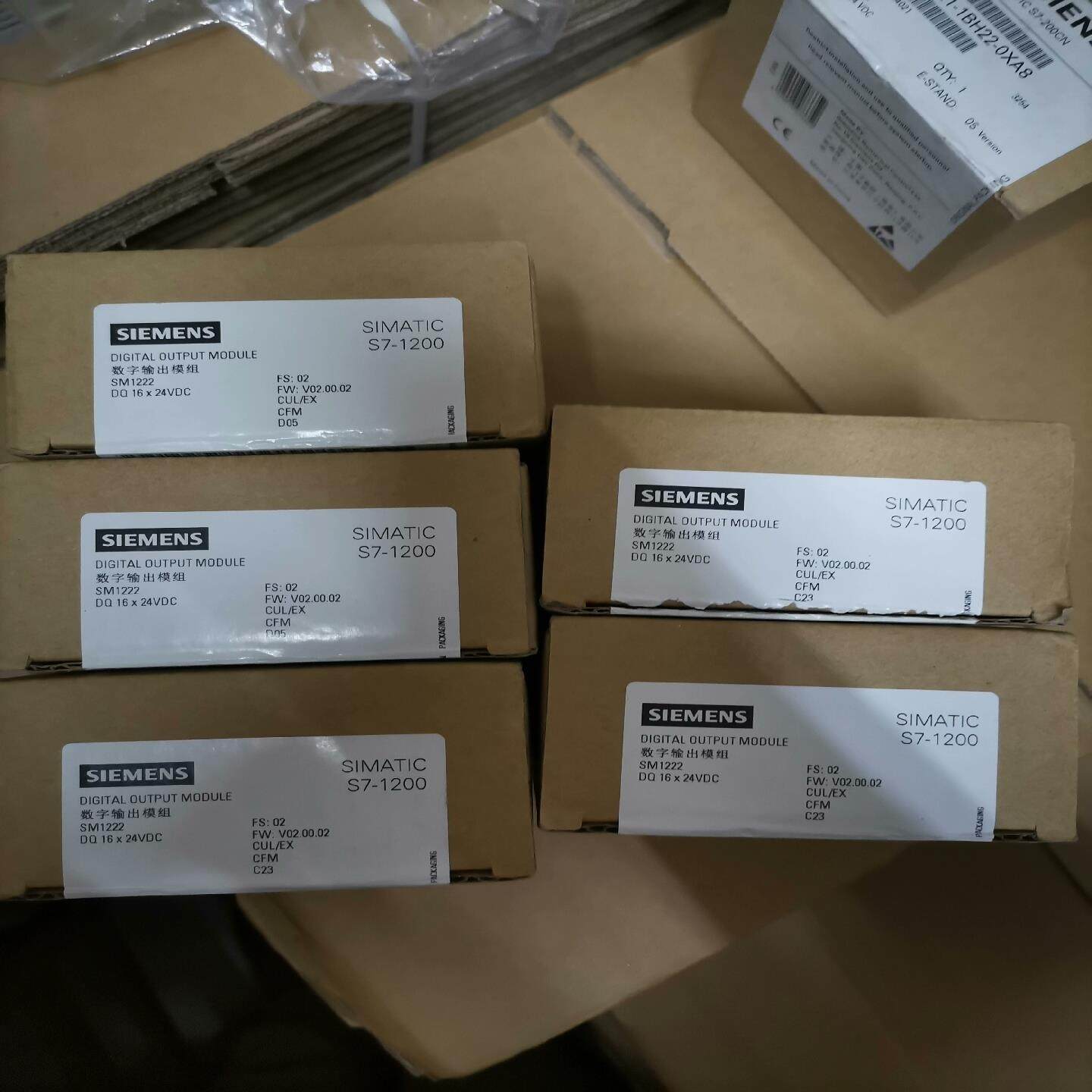 6ES7222-1BH32-0XB0PLC未拆询价