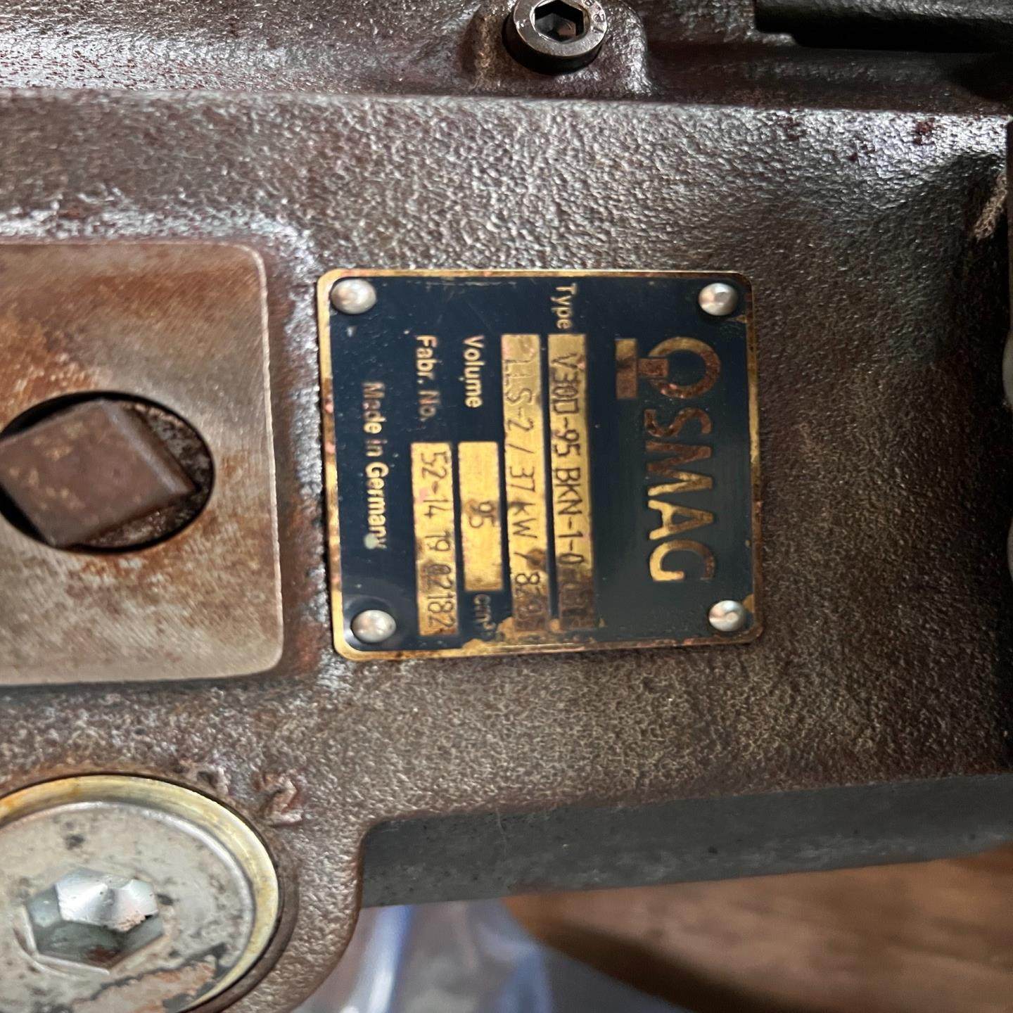 SMAG抓斗液压泵V30D-95-BKN-1-0-03 LL{议价}