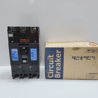 DISYUNTOR DE CAJA MOLDEADA DE 3 POLOS HYUNDAI HBL403 400A