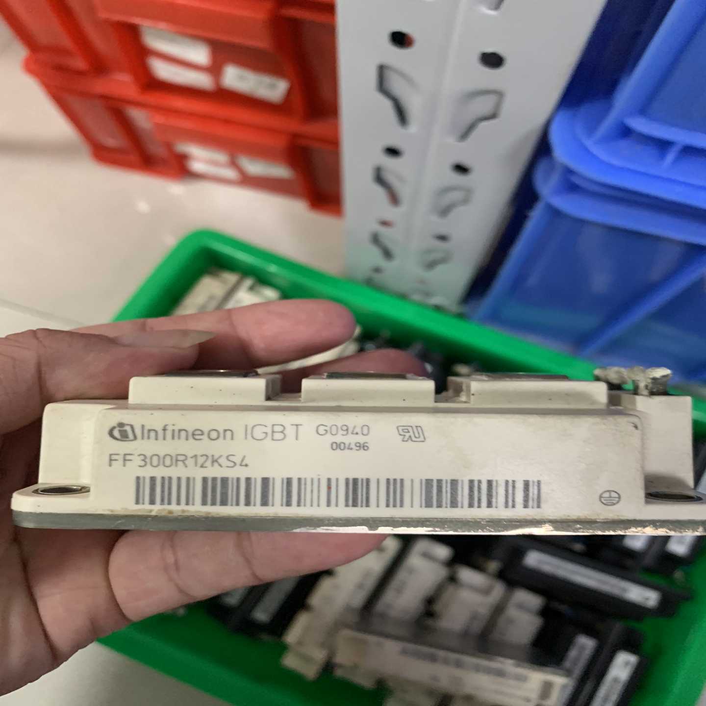 原装英飞凌IGBT模块FF100R12KS4FF15