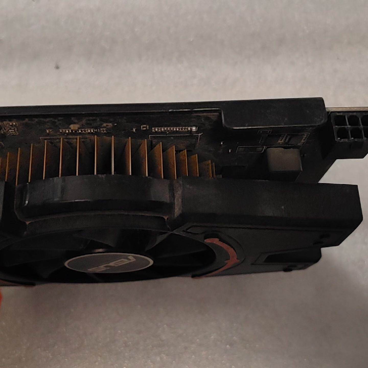 华硕HD6750-2GD3显卡，带VGA、DVI、HDMI接--议价商品