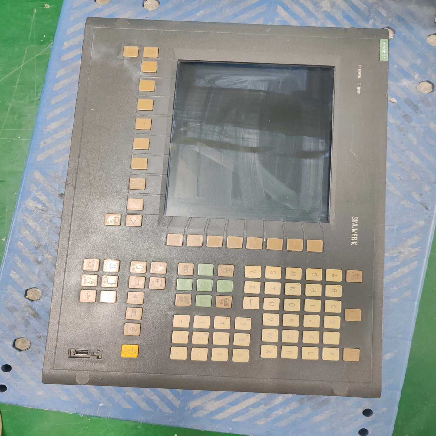 6FC5203-0AF01-0AA0OP010C显示屏适用