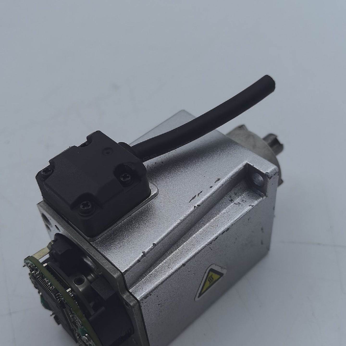 松下A6系列100W电机MHMF012L1U2M编码器MFE--议价商品
