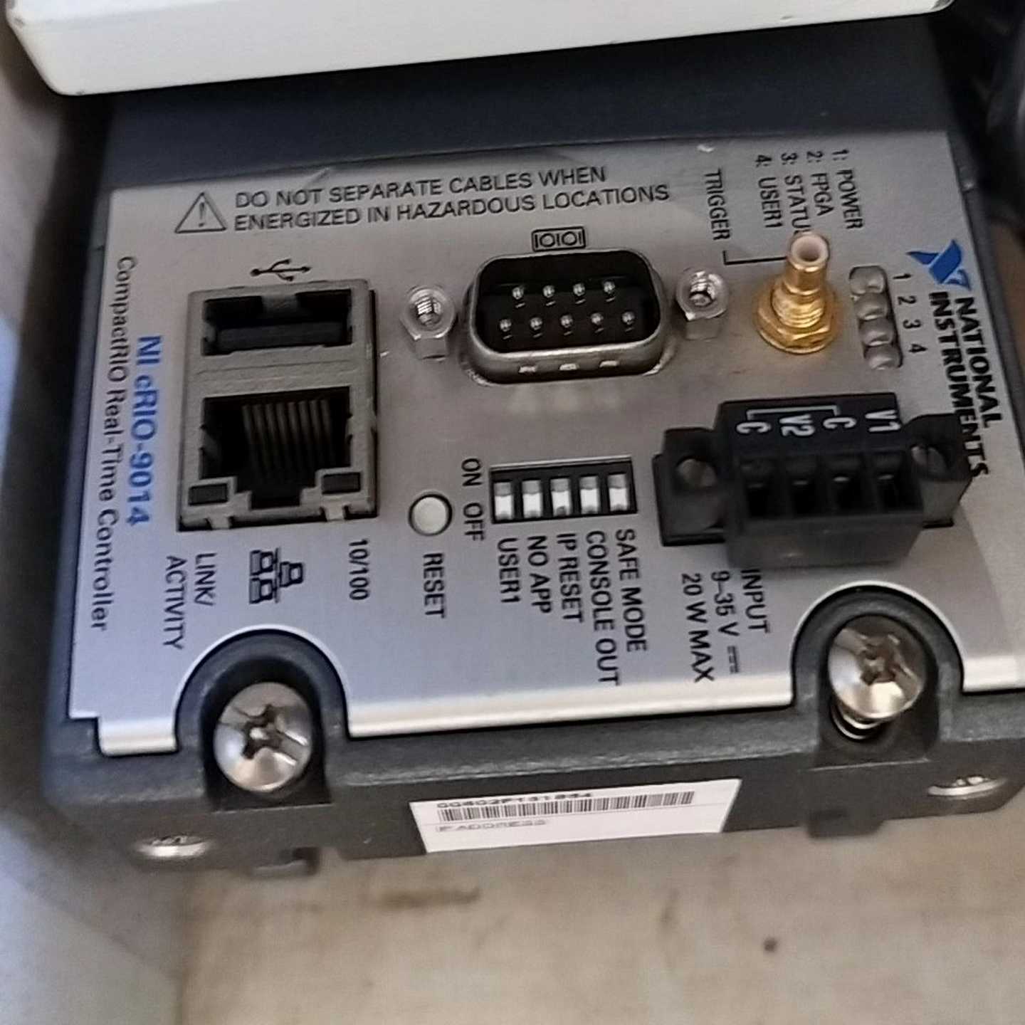 NIcRIO-9014实时控制器，功能完好，成色如图。配备