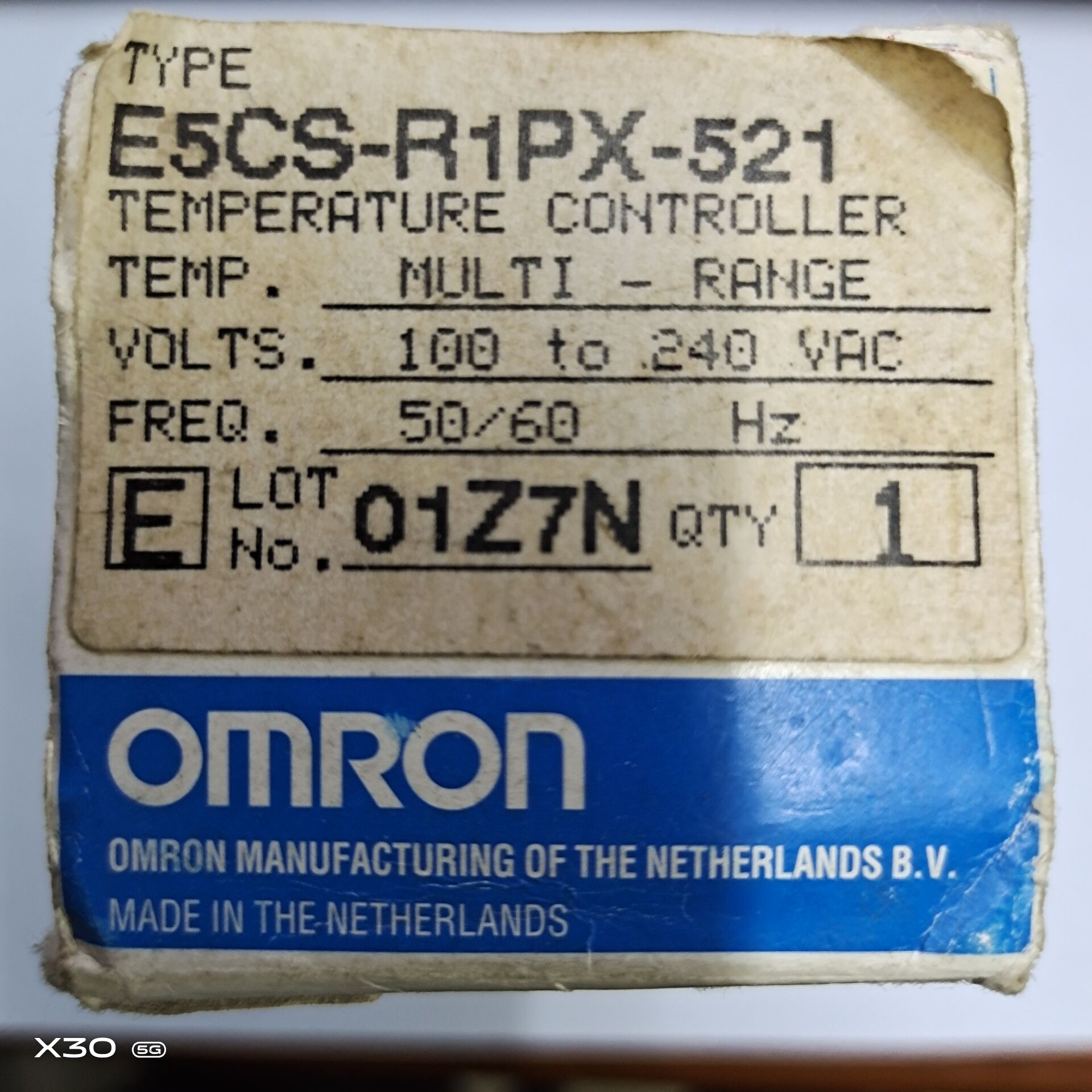 温度控制器温控仪E5CS-R1PX-521开孔48*48库存现货