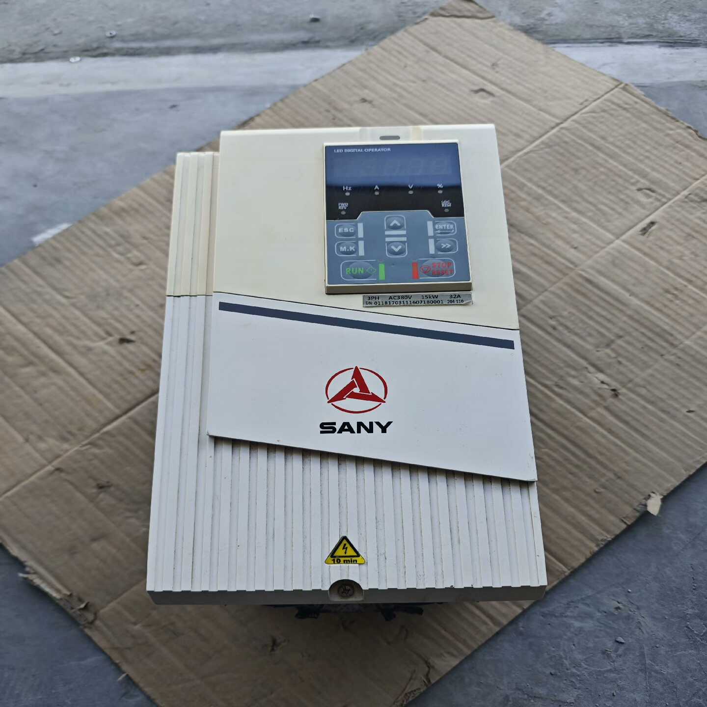 正弦变频器SEVI630-A0C032FB