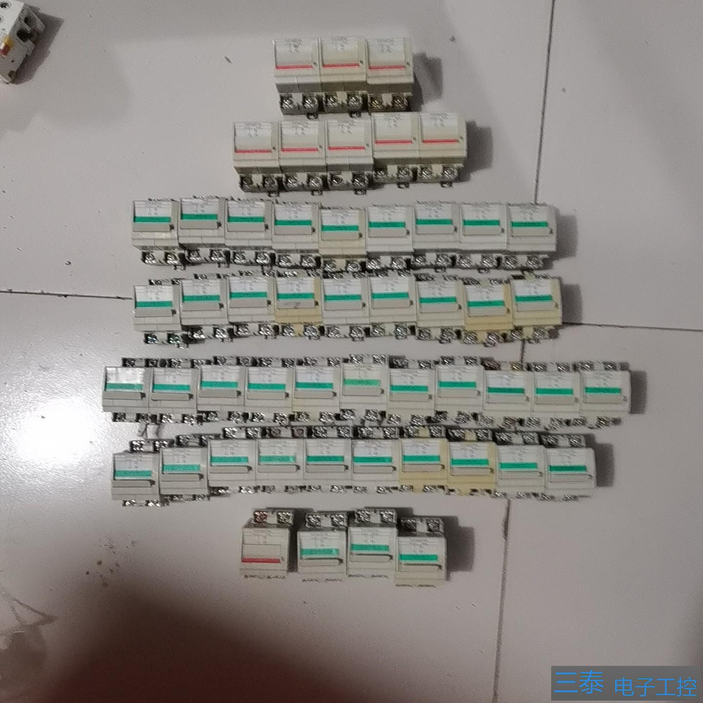 Fe 富士小型断路器 CP32FM    5A有30只，议价