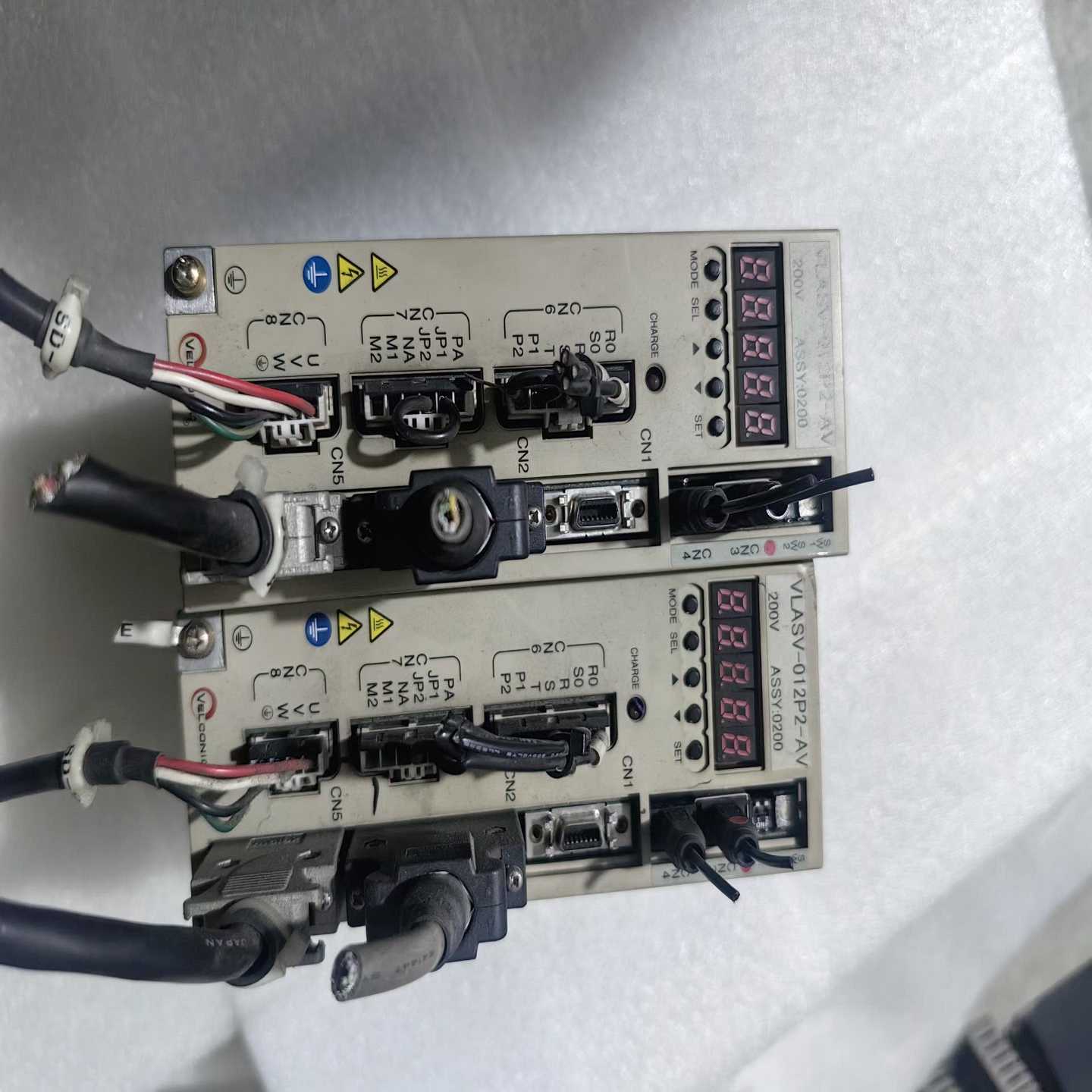 东荣驱动器vlasv-012p2-av漂亮9成质量保证询价