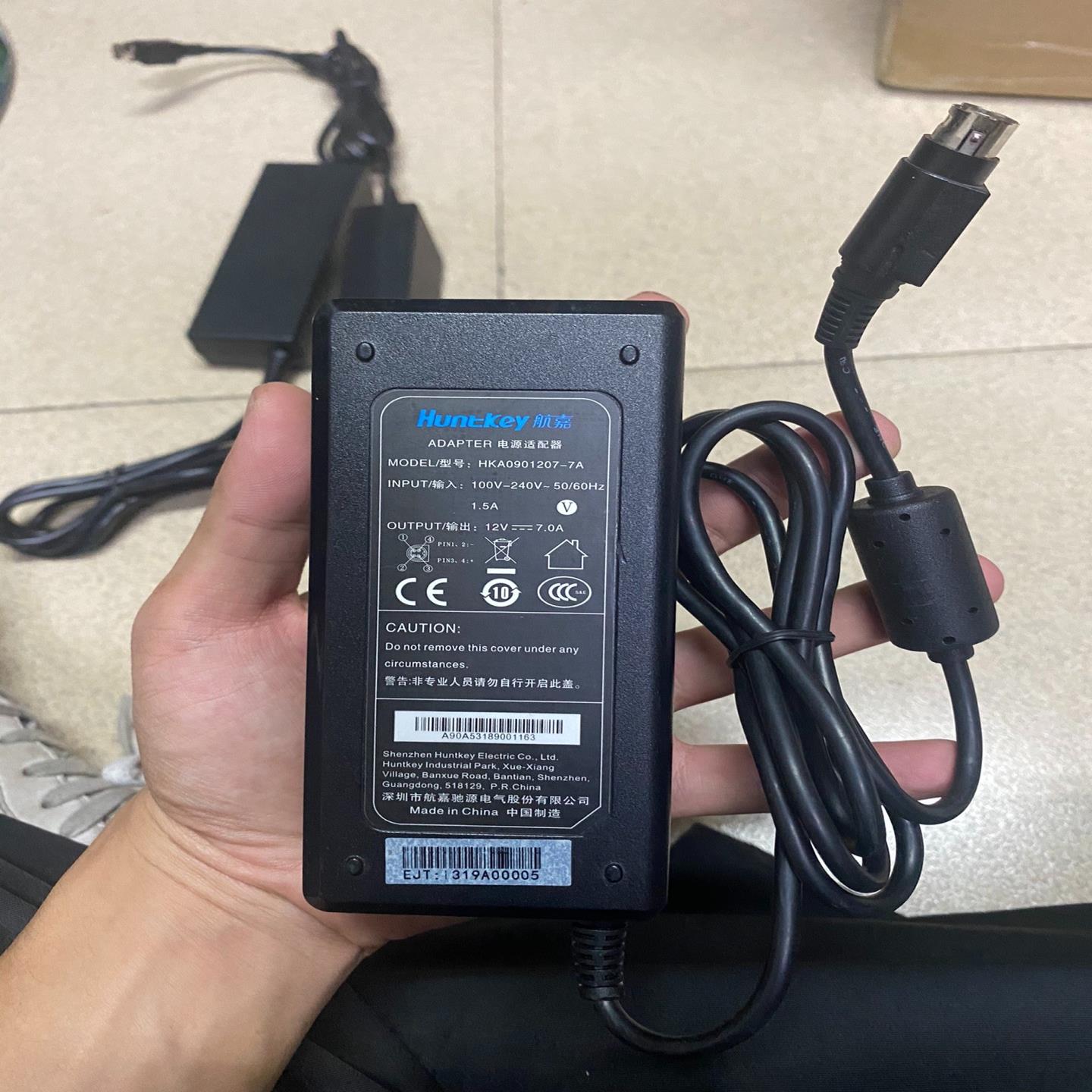 航嘉12v7a电源适配器HKA0901207-7A正,议价