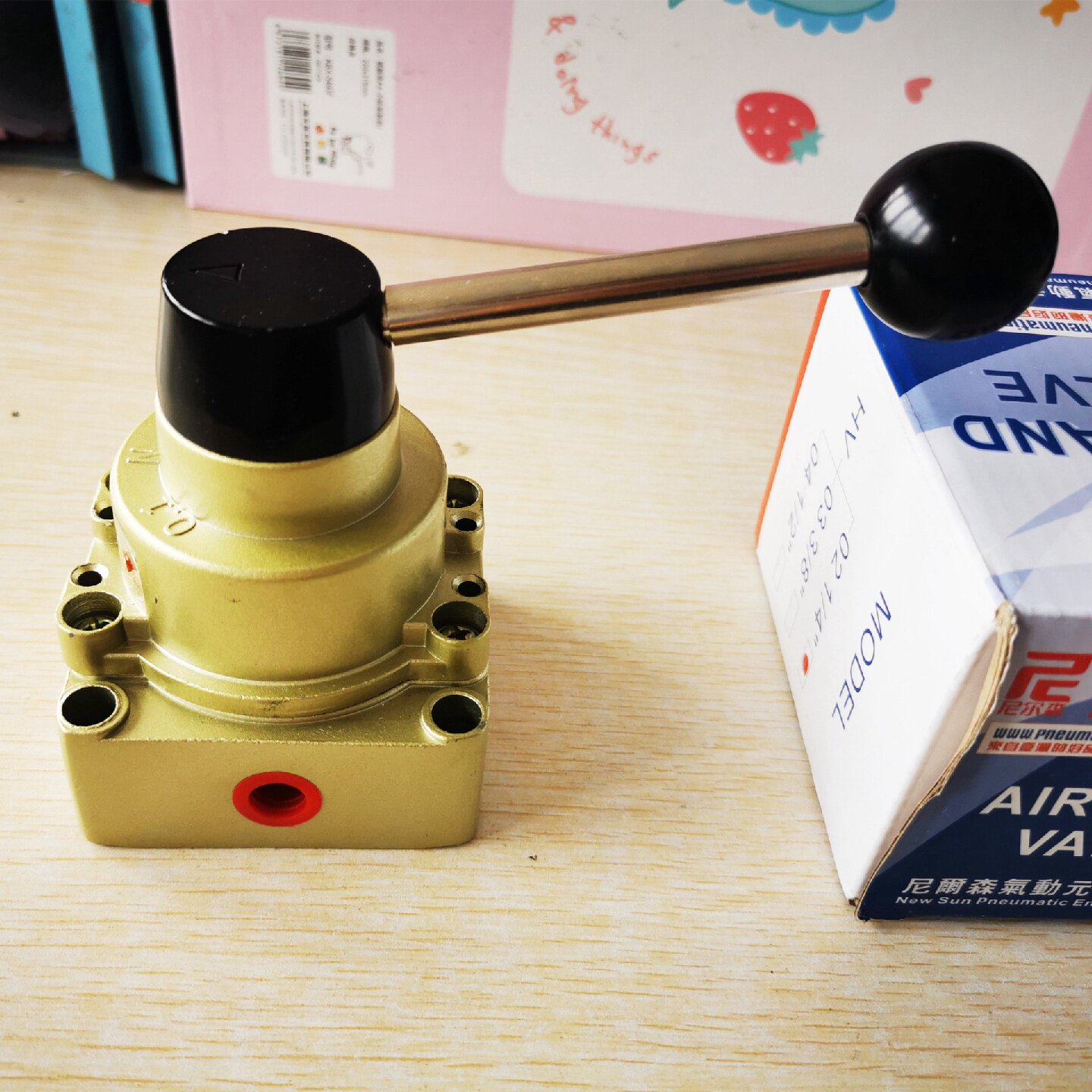 寻I正品尼尔森山耐斯手转阀HV02多种规格咨询客服价格更优惠