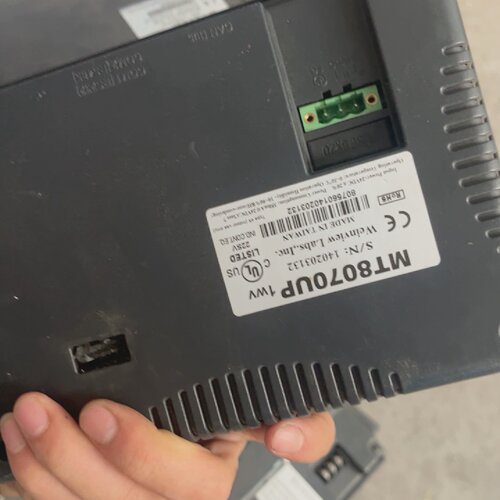 询-威纶通7寸触摸屏MTTK6070iP8070UP607