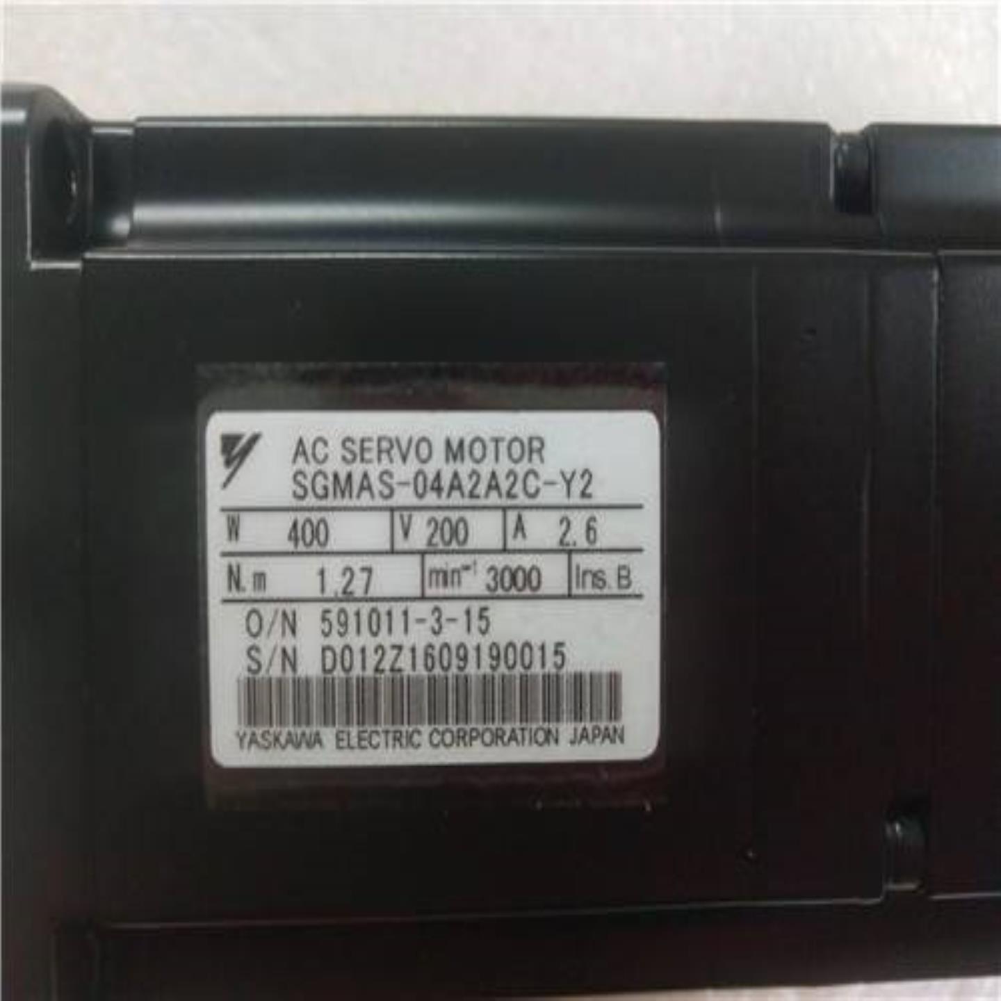 配件安川伺服电机 SGMAS-04A2A21-Y204A2A2CY2现货质保一年议价