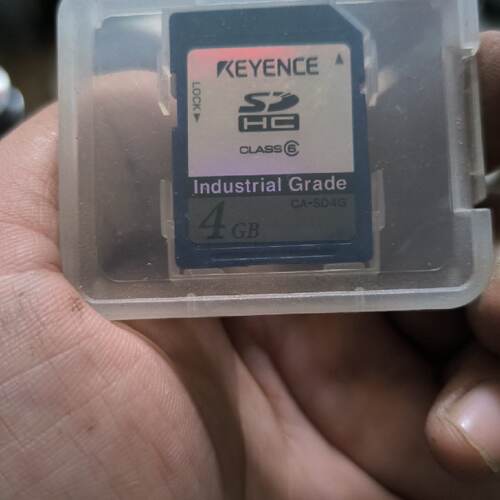 溢价-基恩士4GB内存卡未使用